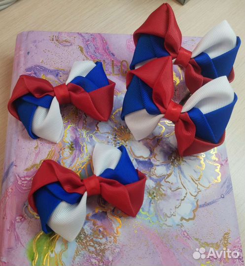 Бантики триколор ручной работы
