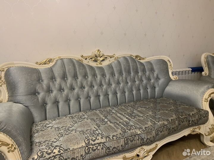 Диван и два кресло