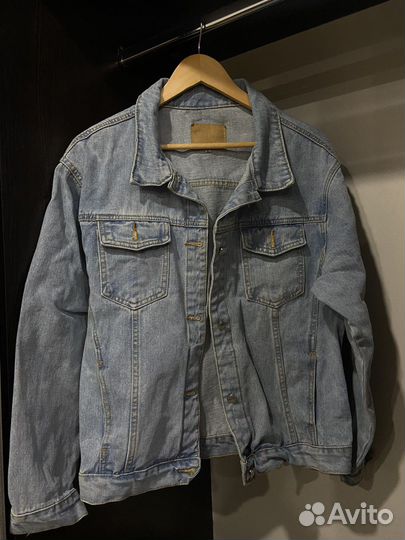 Джинсовая куртка