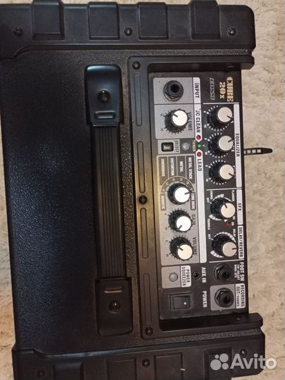 Комбоусилитель Roland cube 20x