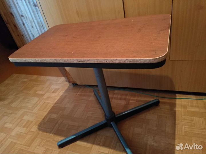 Подставка под телевизор металлическая. Торг