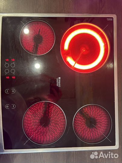 Варочная панель ariston