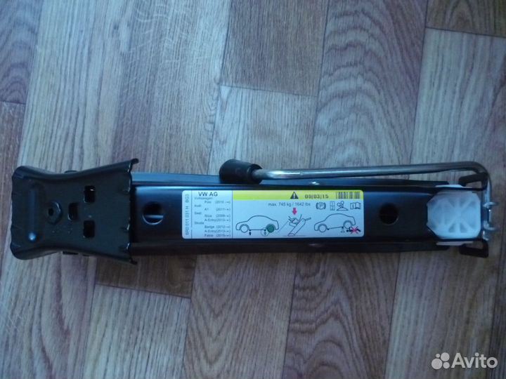 Домкрат Фольксваген поло