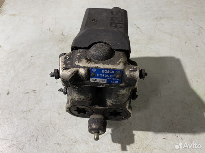 Блок ABS BMW 5 series E34