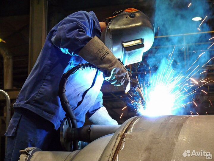 Сварщик на полуавтомат