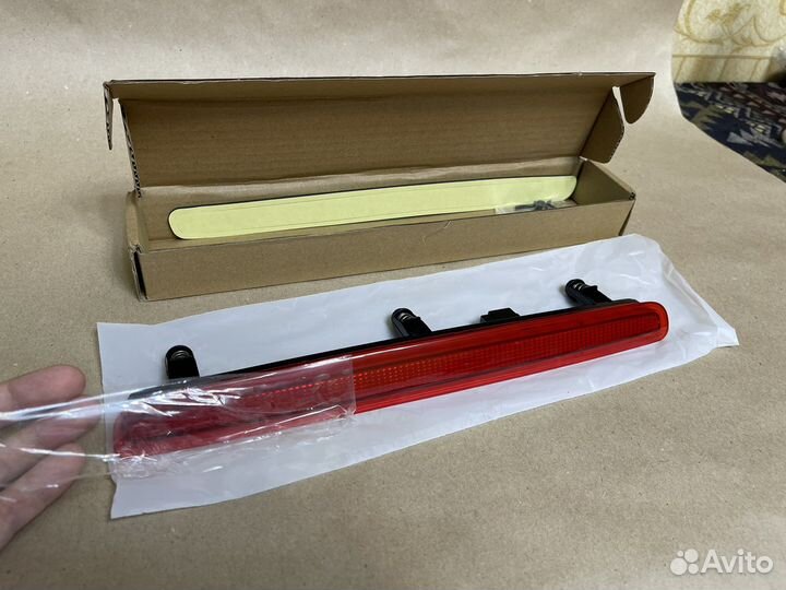 Стоп сигнал Volkswagen transporter t5 новый