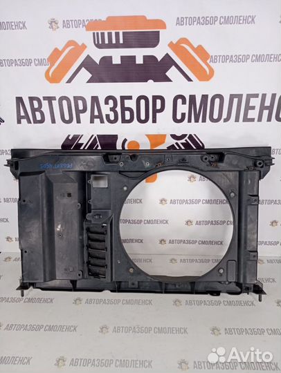 Диффузор вентилятора Peugeot 307