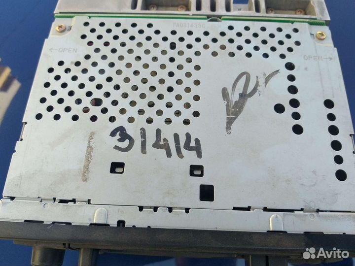 Магнитола на мерседес w124