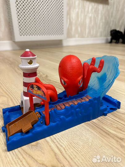 Hot Wheels наборы и треки