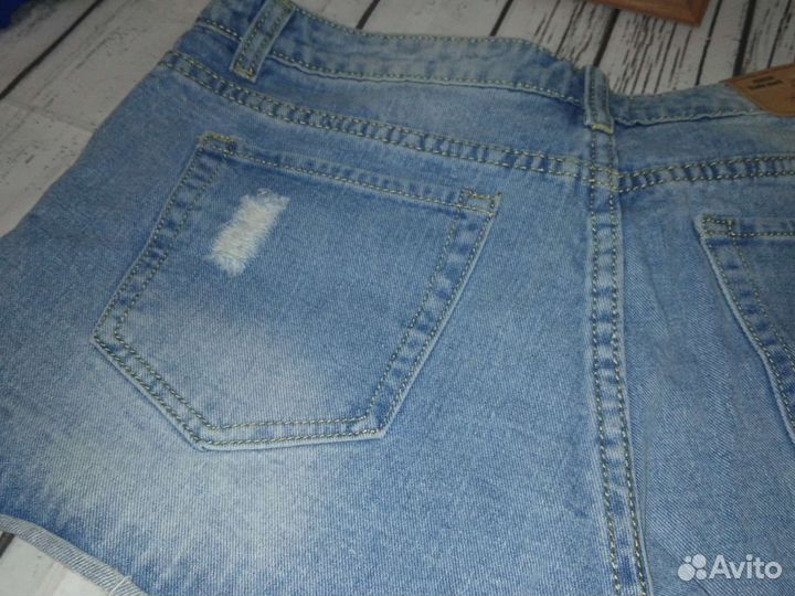 Шорты женские 31размер новые