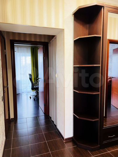 2-к. квартира, 52 м², 4/4 эт.