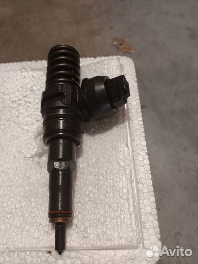 Форсунка топливная Фольксваген Passat