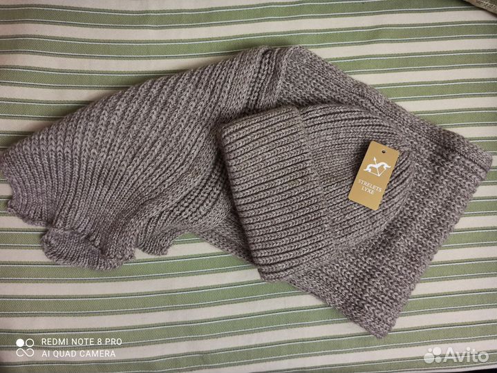 Комплект шапка и шарф новый