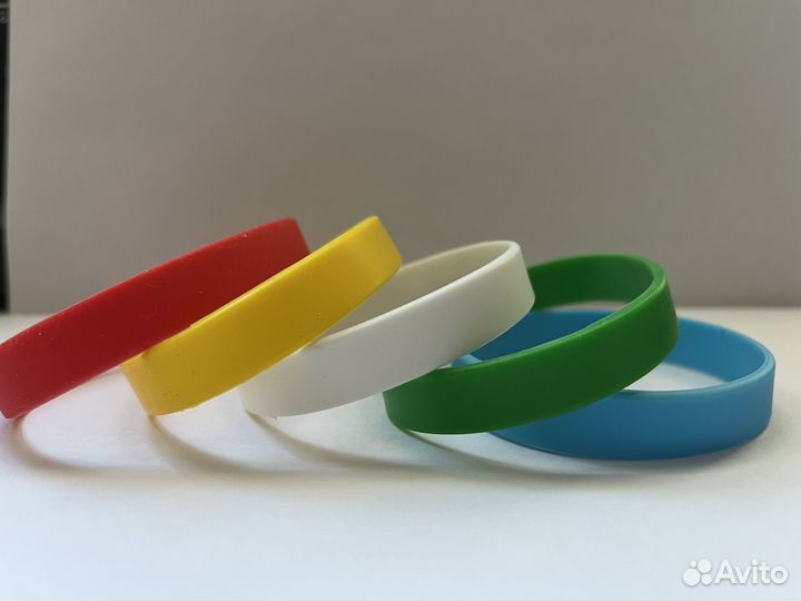 Силиконовый браслет