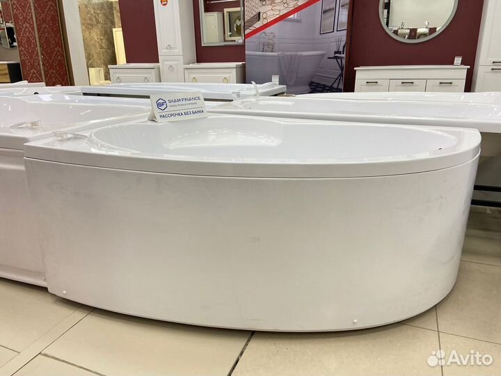 Ванна акриловая