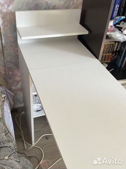 Стол для маникюра складной