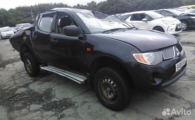 Разбор на запчасти Mitsubishi L200