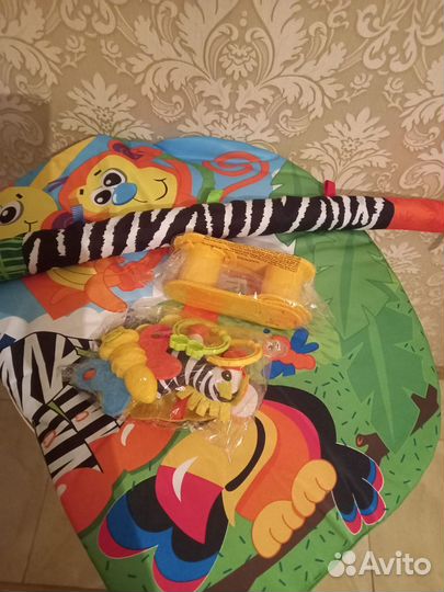 Развивающий коврик