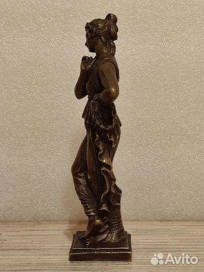 Скульптура старинная. Бронза. Джино Руджери Клеймо
