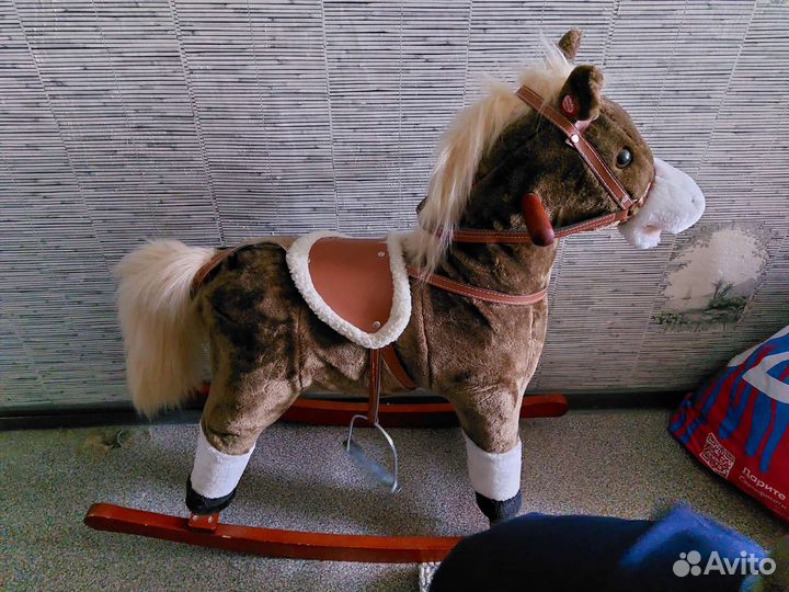 Лошадь качалка