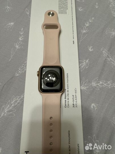 Часы apple watch 5 40 mm pink sand