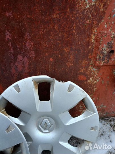 Колпаки r15 на renault