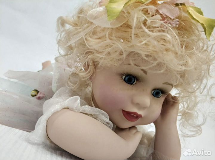 Кукла интерьерная