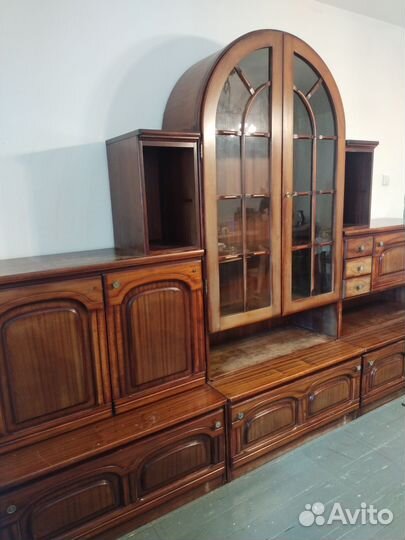 Румынская стенка