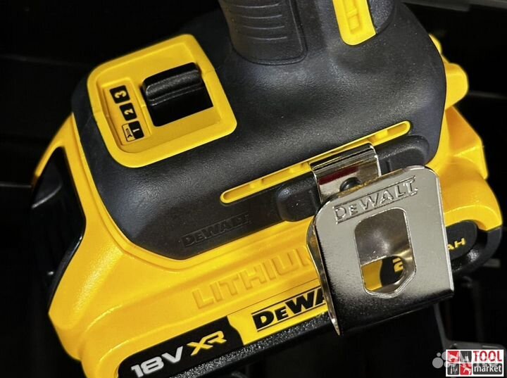 Аккумуляторный шуруповерт dewalt DCF887D2