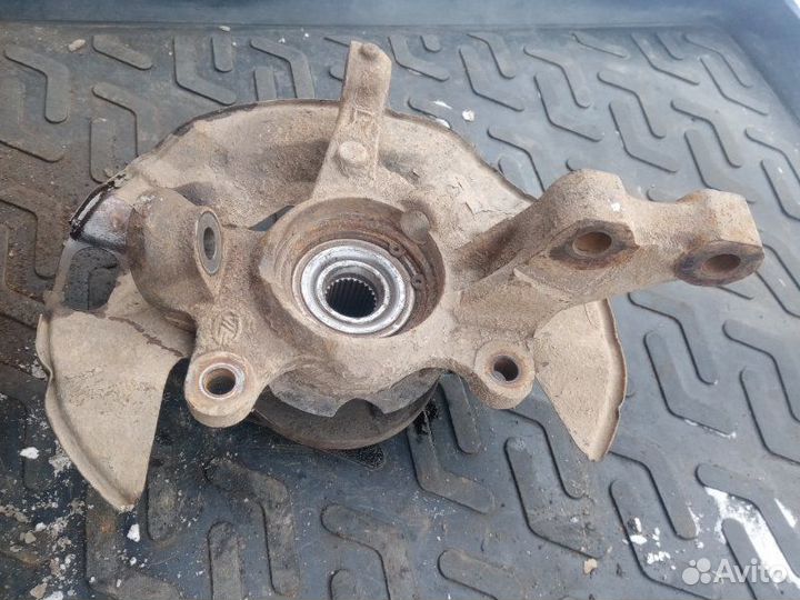 Кулак поворотный передний левый Lifan Solano 620