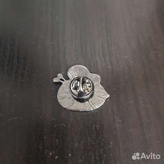 Значок металлический 