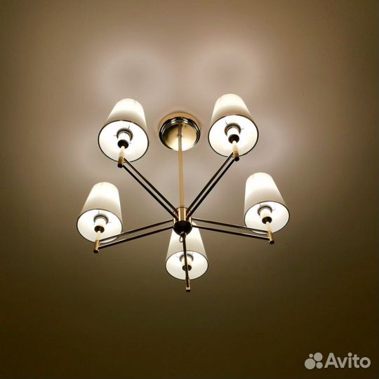 Люстра новая в упаковке