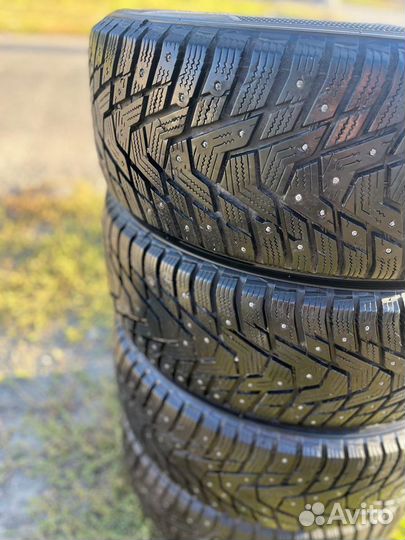 Hankook Winter I'Pike RS2 W429 215/55 R17