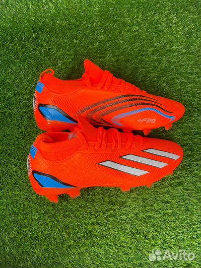 Футбольные бутсы