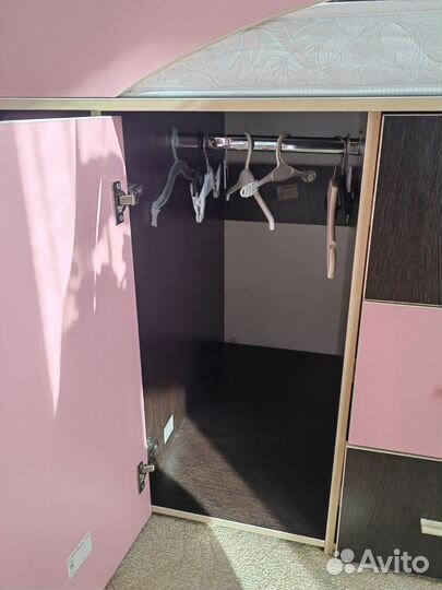 Кровать-чердак (174/74) + матрас +полки. 6000