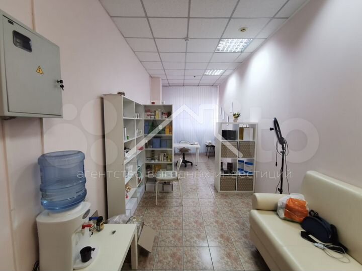 Универсальное торговое офисное помещение 65.2м