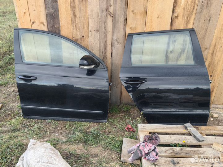 Двери правые на Volkswagen Passat B6 универсал