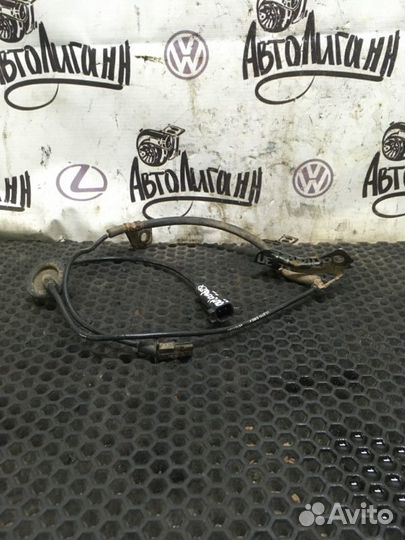 Датчик abs задний правый Mitsubishi Outlander Xl