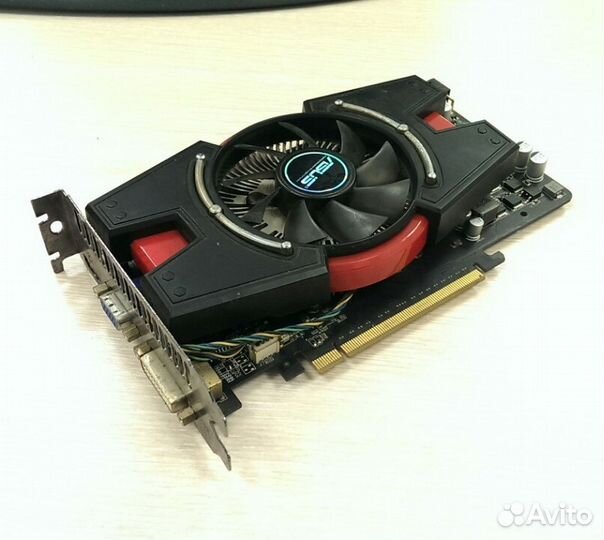 Видеокарта asus Nvidia GeForce GTX 550Ti,gddr5 1Gb