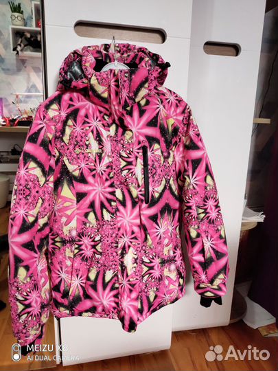 Куртка для девочки 152
