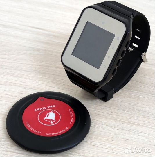 Кнопка вызова персонала и часы пейджер официанта