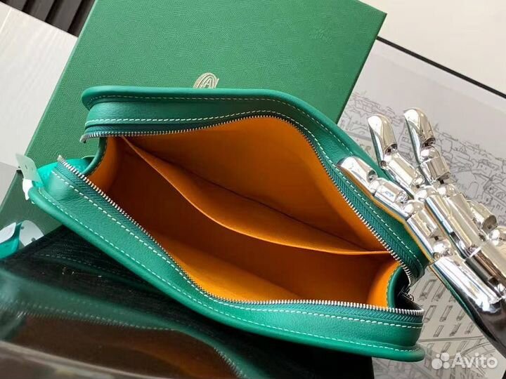 Портфель мужуской от goyard