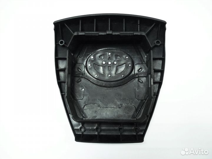 Крышка подушки безопасности руля Toyota Prius