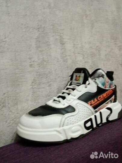 Кроссовки sup