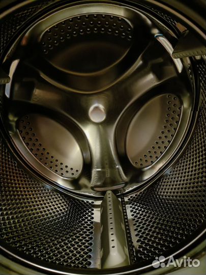 Стиральная машина Ariston