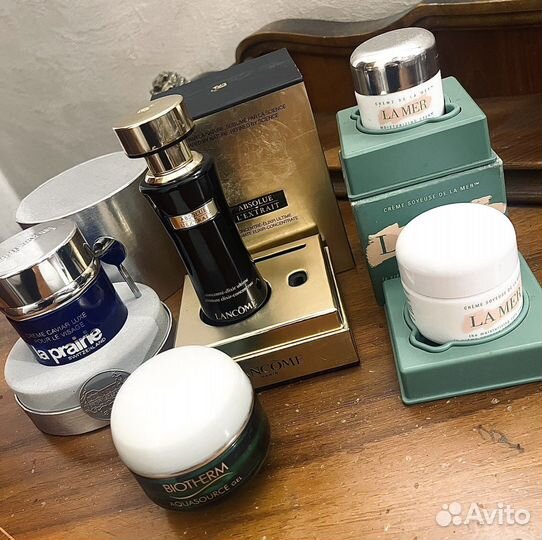 Пустые банки из под духов/кремов