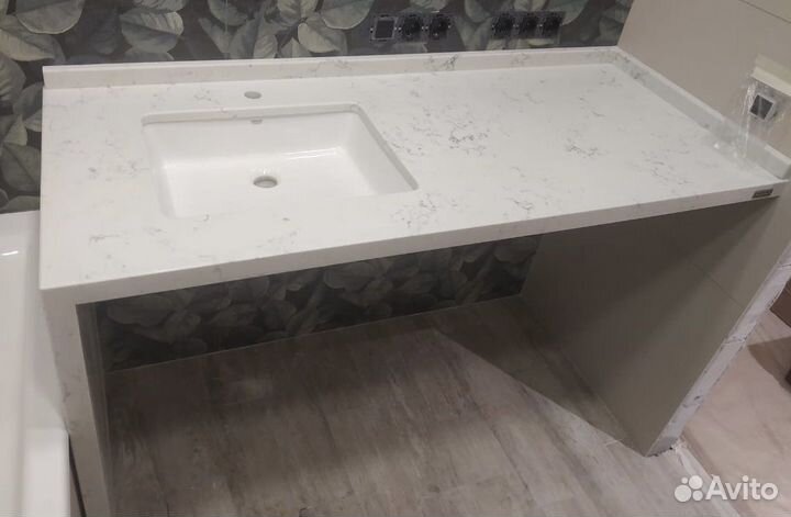 Столешницы из кварца и натурального камня