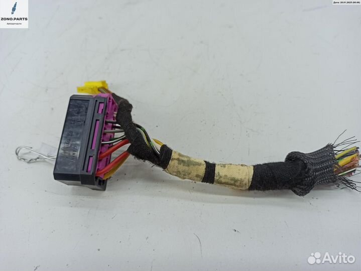 Разъем (фишка) проводки 8L0971978 на Audi A6 C5 (1997-2005)