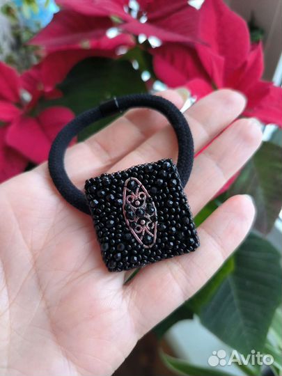 Научу вышивать броши, плести кольца, жгуты бисером