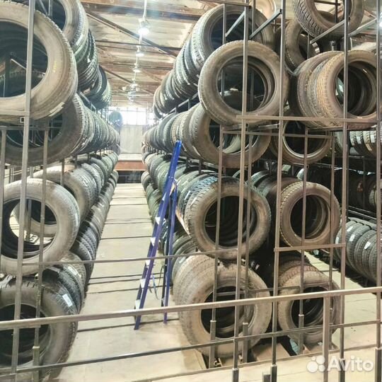 Goodyear UltraGrip 275/45 R20 106M